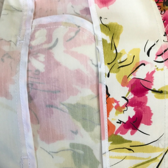 Multicolor 4 Button jacket. - Picture 7 of 7